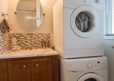 sequoia suite bathroom with washer and dryer