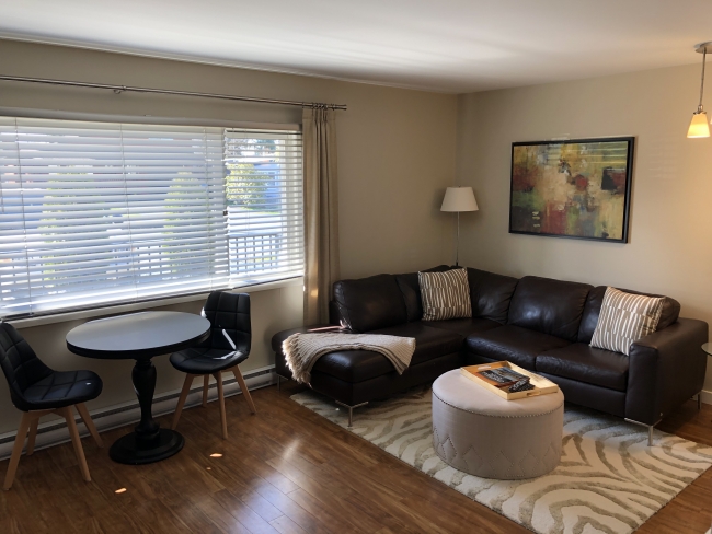 nootka suite living room