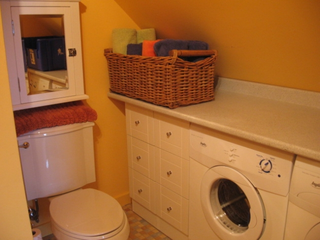 carriage suite laundry room