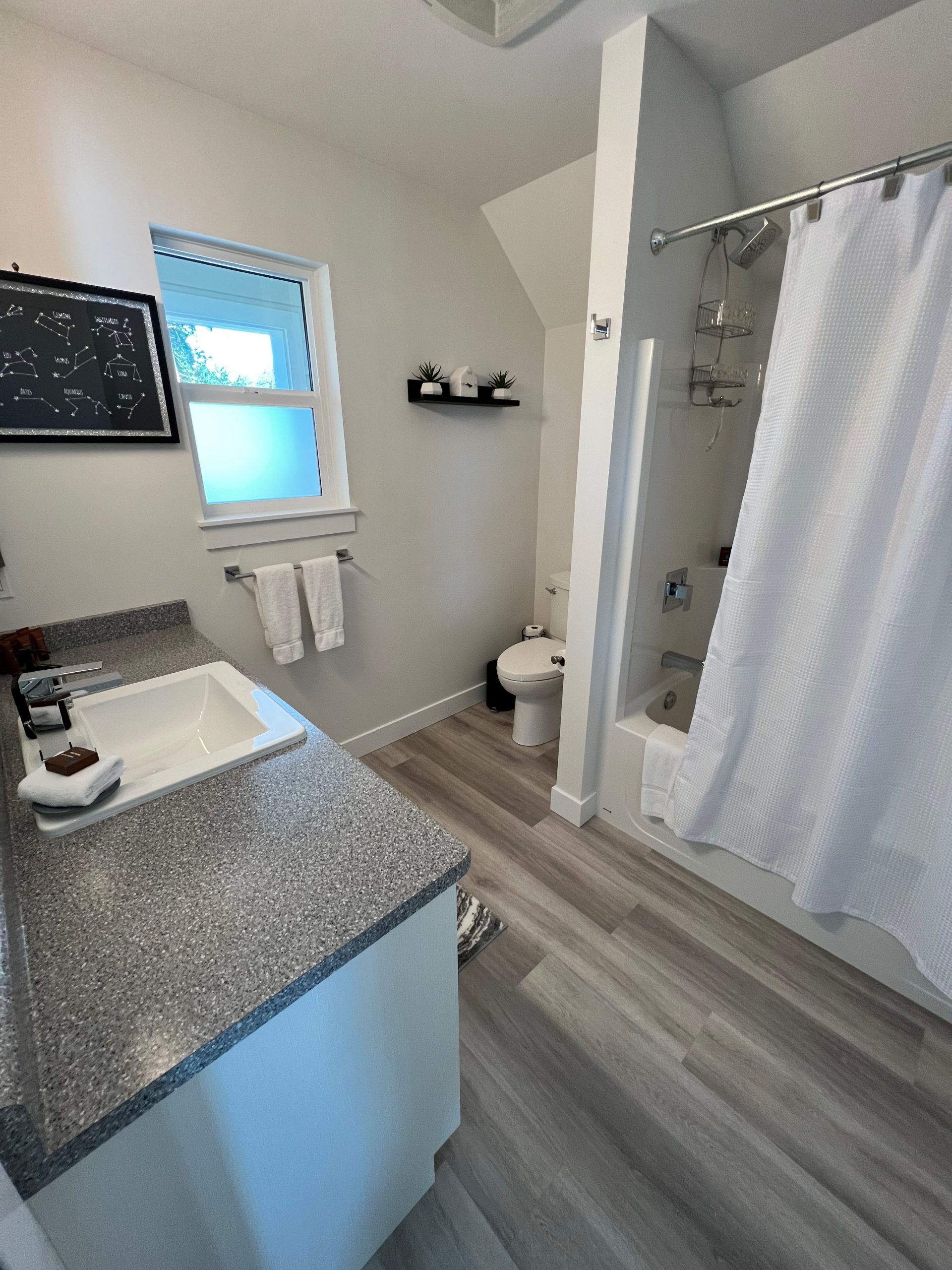 oceanview suite bathroom